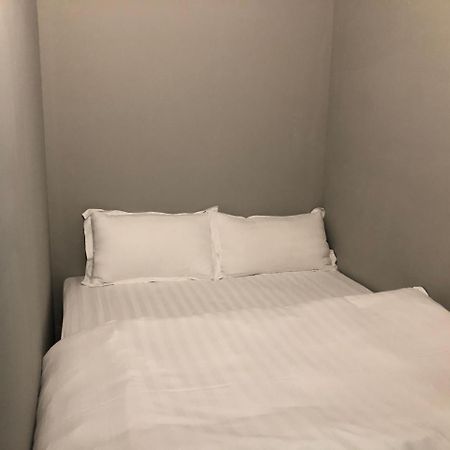 A Good Man Hostel Hualien Exterior foto